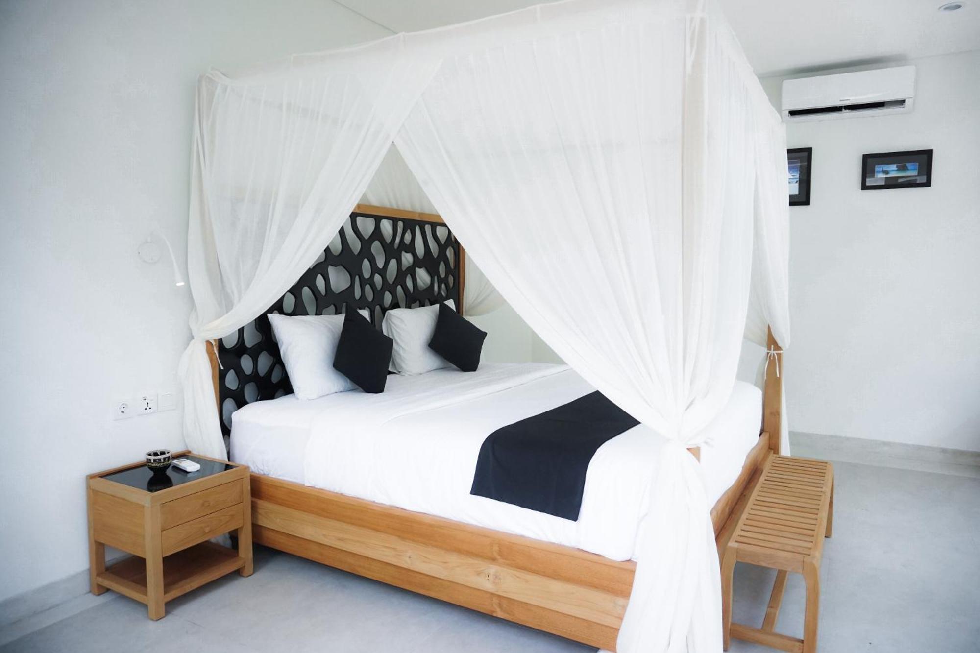 Tropik Resort Lombok Selong Belanak Exterior photo