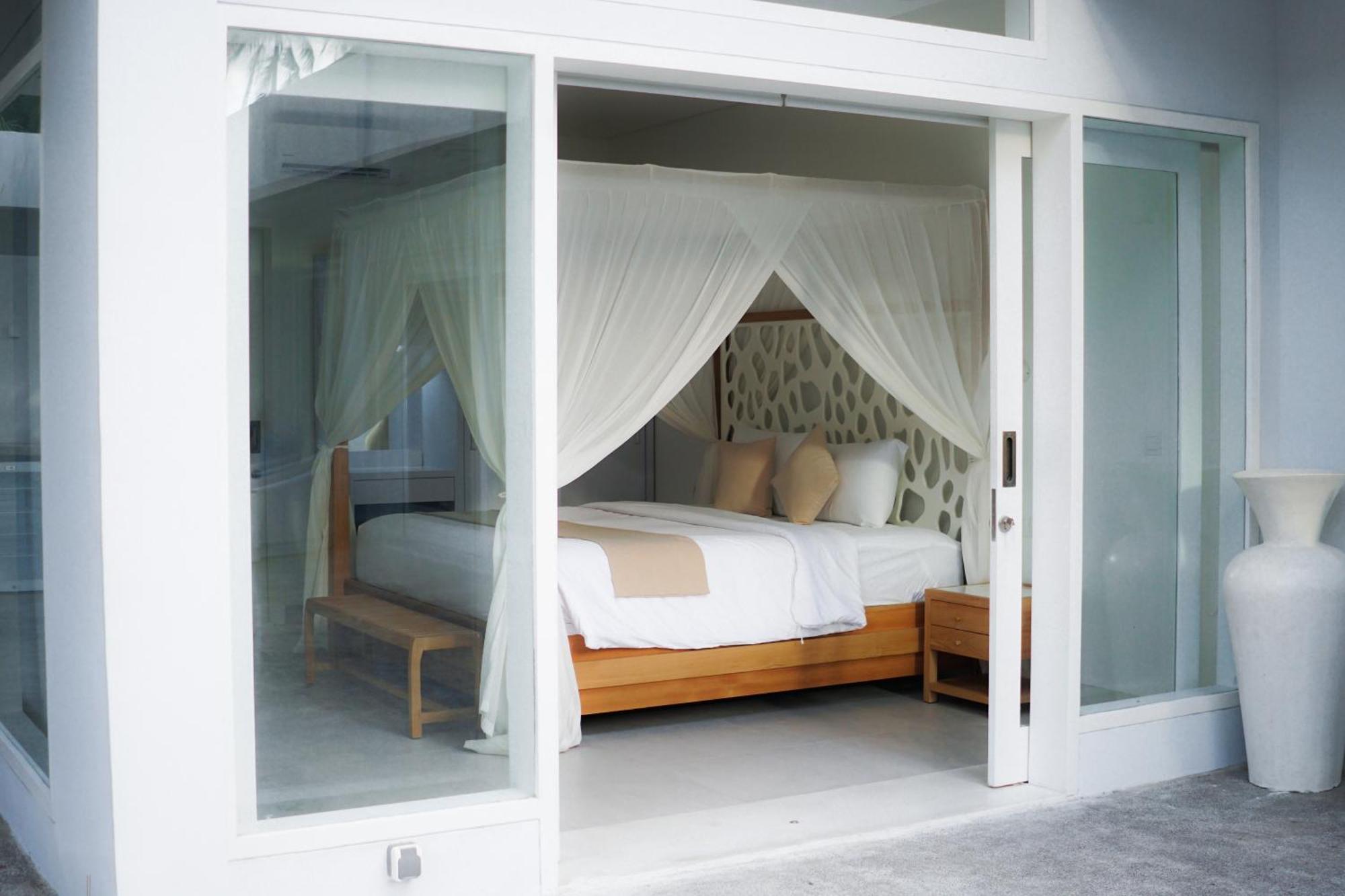 Tropik Resort Lombok Selong Belanak Exterior photo