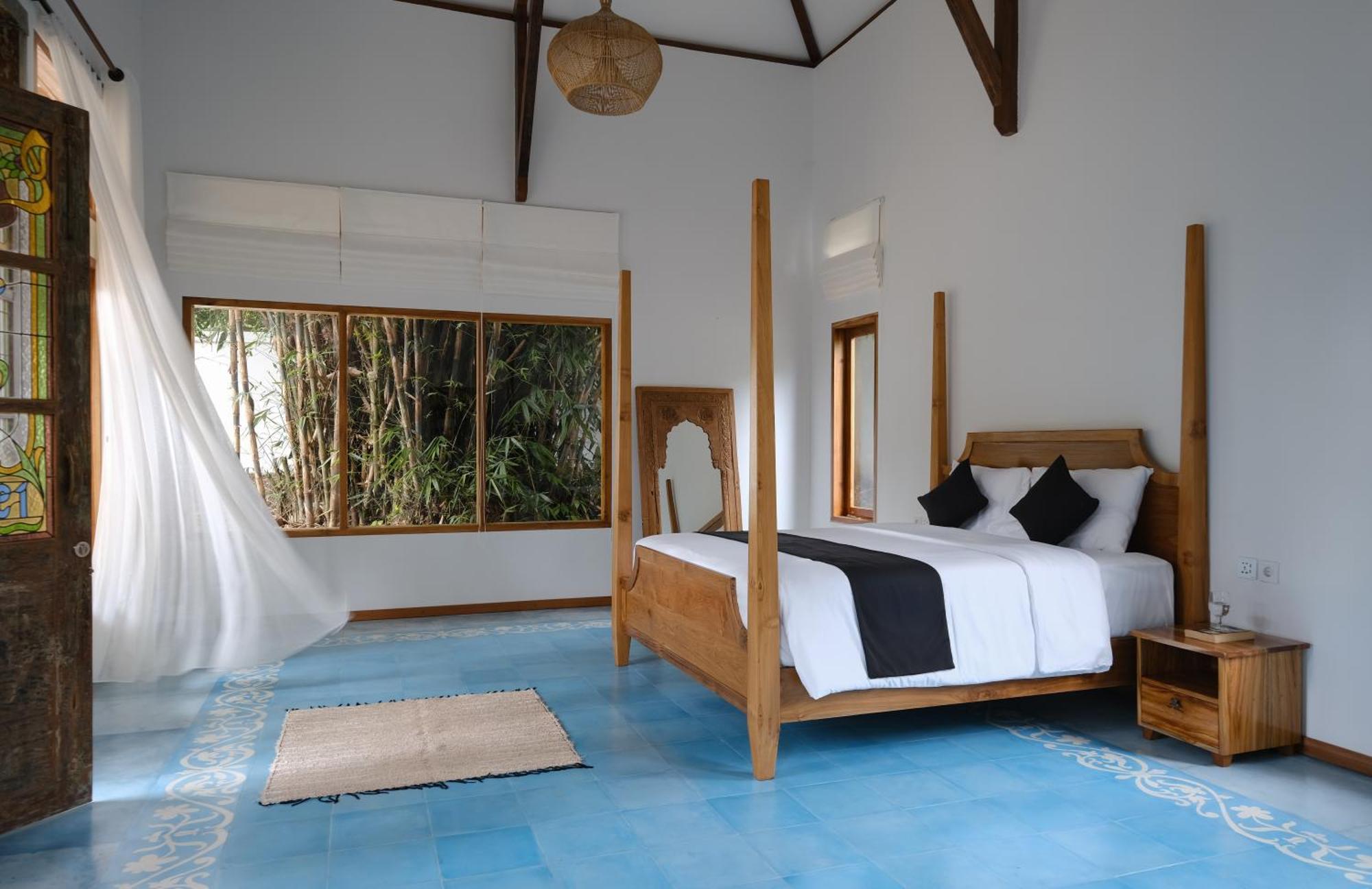 Tropik Resort Lombok Selong Belanak Exterior photo