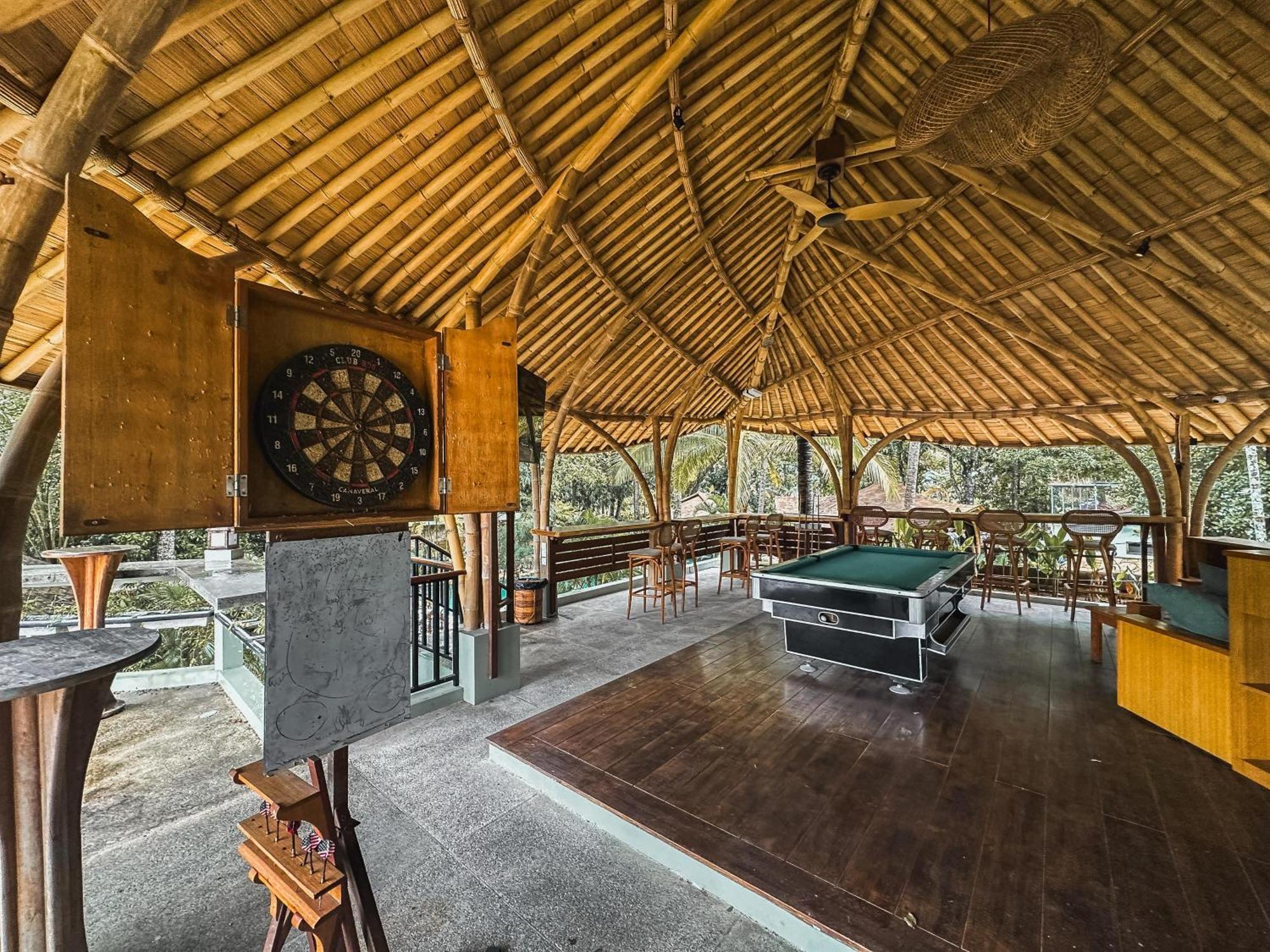 Tropik Resort Lombok Selong Belanak Exterior photo